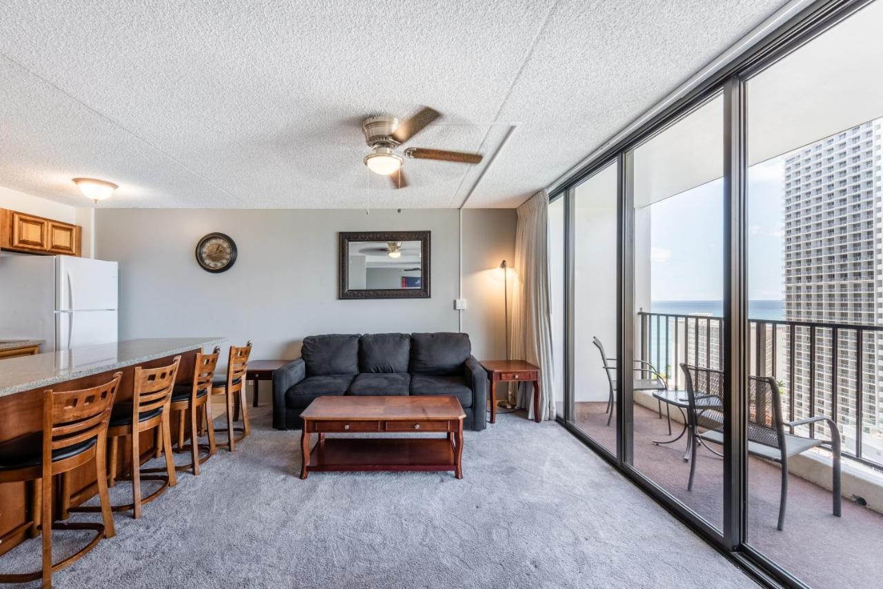 Deluxe Studio Near Waikiki Beach - Free Parking & Outdoor Pool Apartamento *