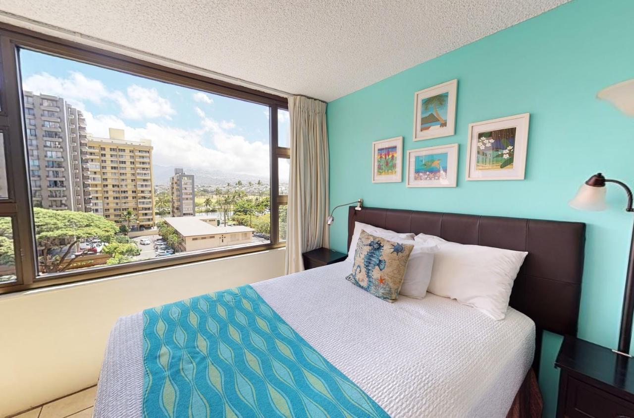 Apartamento Deluxe Studio Near Waikiki Beach - Free Parking & Outdoor Pool